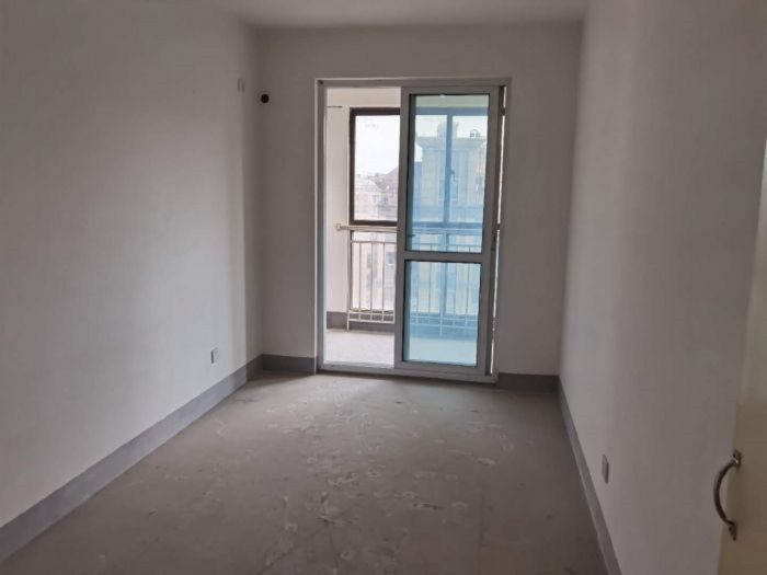 外滩花苑 3室1厅1卫 114m&sup2;