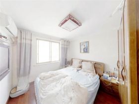 天都花苑 3室2厅1卫 105m&sup2;