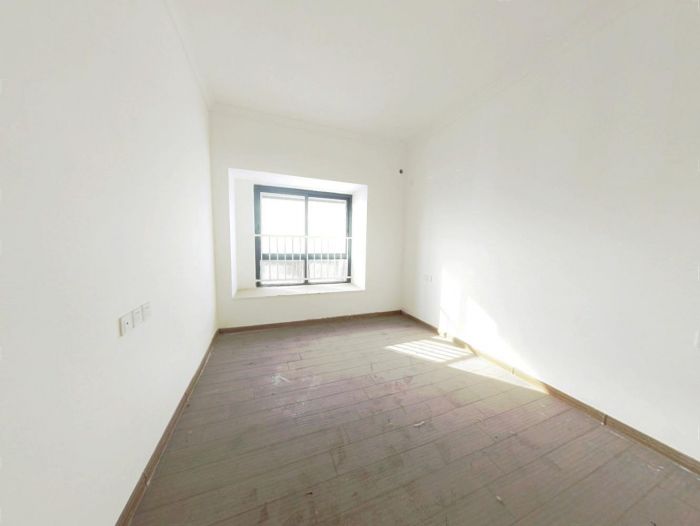 碧桂园(南通经济技术开发区) 4室2厅3卫 204m&sup2;
