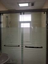 天地华庭 3室2厅2卫 156m&sup2;