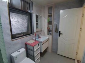 世濠花园 1室1厅1卫 65m&sup2;