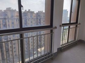 外滩花苑 2室1厅1卫 95.8m&sup2;
