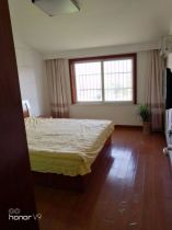 滨江花园 4室2厅2卫 140.00m&sup2;