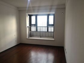 云樾东方 3室2厅2卫 124m&sup2;