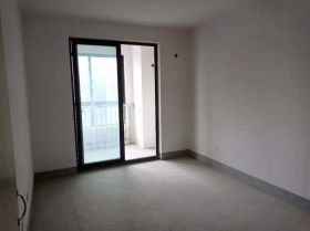 兴石花园 3室2厅1卫 129m&sup2;