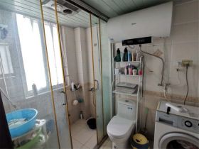 五一新村西区 4室2厅2卫 164m&sup2;