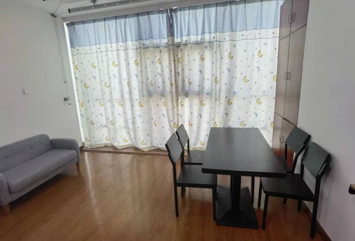 凤凰文化广场 1室1厅1卫 59m&sup2;
