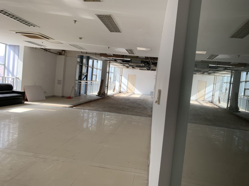 锦峰大厦 4室1厅1卫 164.87m&sup2;