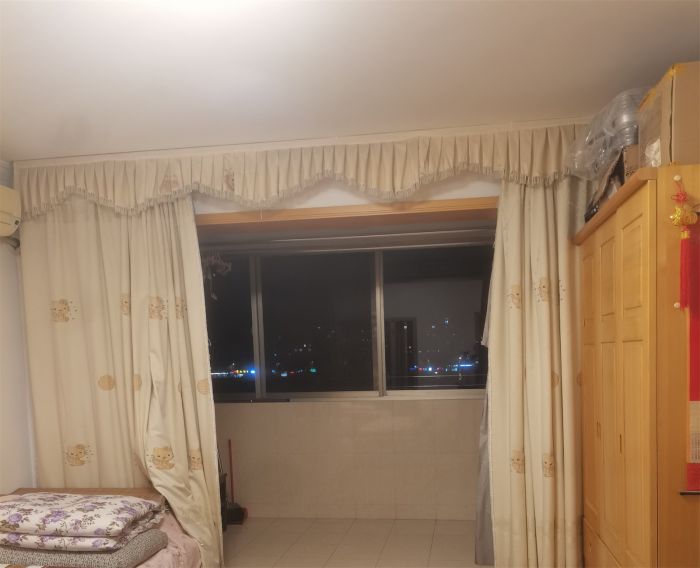 鸿运城市花苑 3室2厅2卫 126m&sup2;