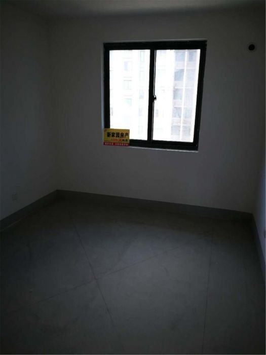 临江家园 3室1厅1卫 119.65m&sup2;