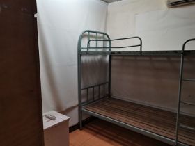 新龙花苑 6室3厅3卫 223.24m&sup2;