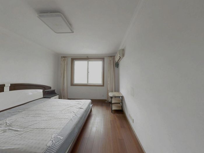 紫东花苑 3室2厅1卫 131.74m&sup2;