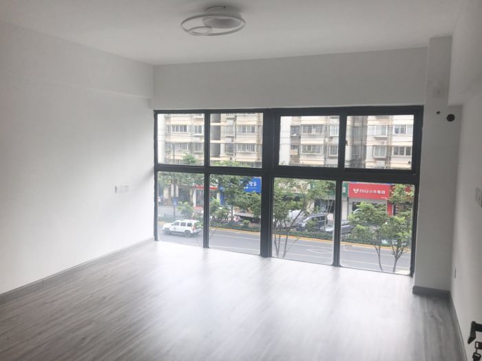 太阳鑫城 2室2厅2卫 60.8m&sup2;