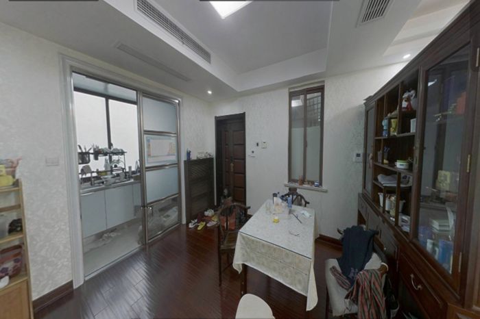 山景水岸 3室2厅2卫 144m&sup2;