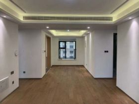 春风南岸西园 3室2厅2卫 136m&sup2;