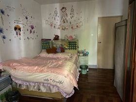 荟景苑 3室2厅2卫 130m²