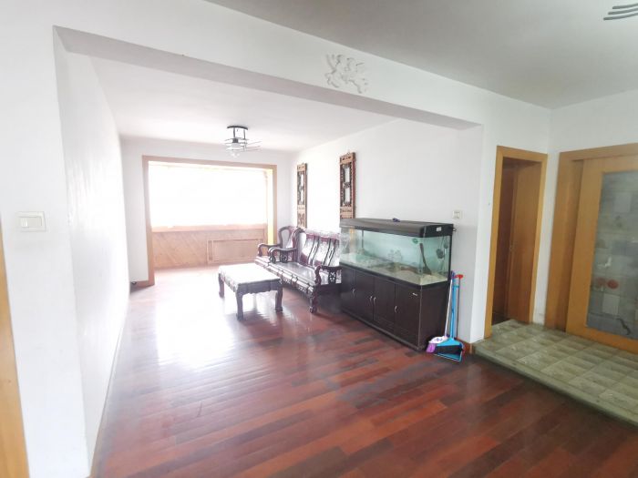 北濠桥东村 3室2厅1卫 109m&sup2;