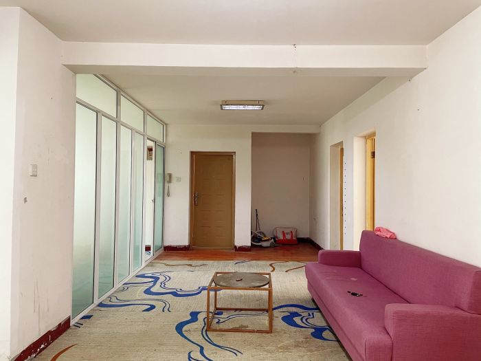 天馨花苑 3室2厅1卫 122m&sup2;