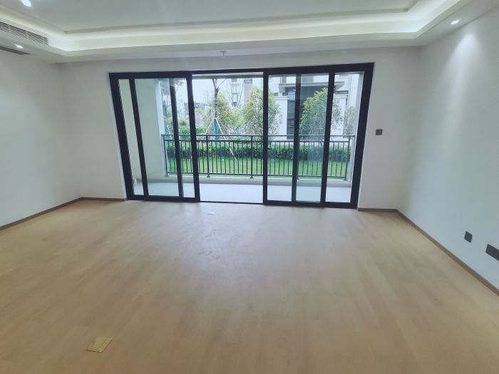 春风南岸东园 4室3厅3卫 167m&sup2;