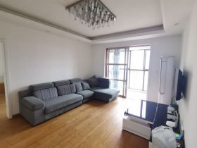 华强城 3室2厅2卫 117m&sup2;