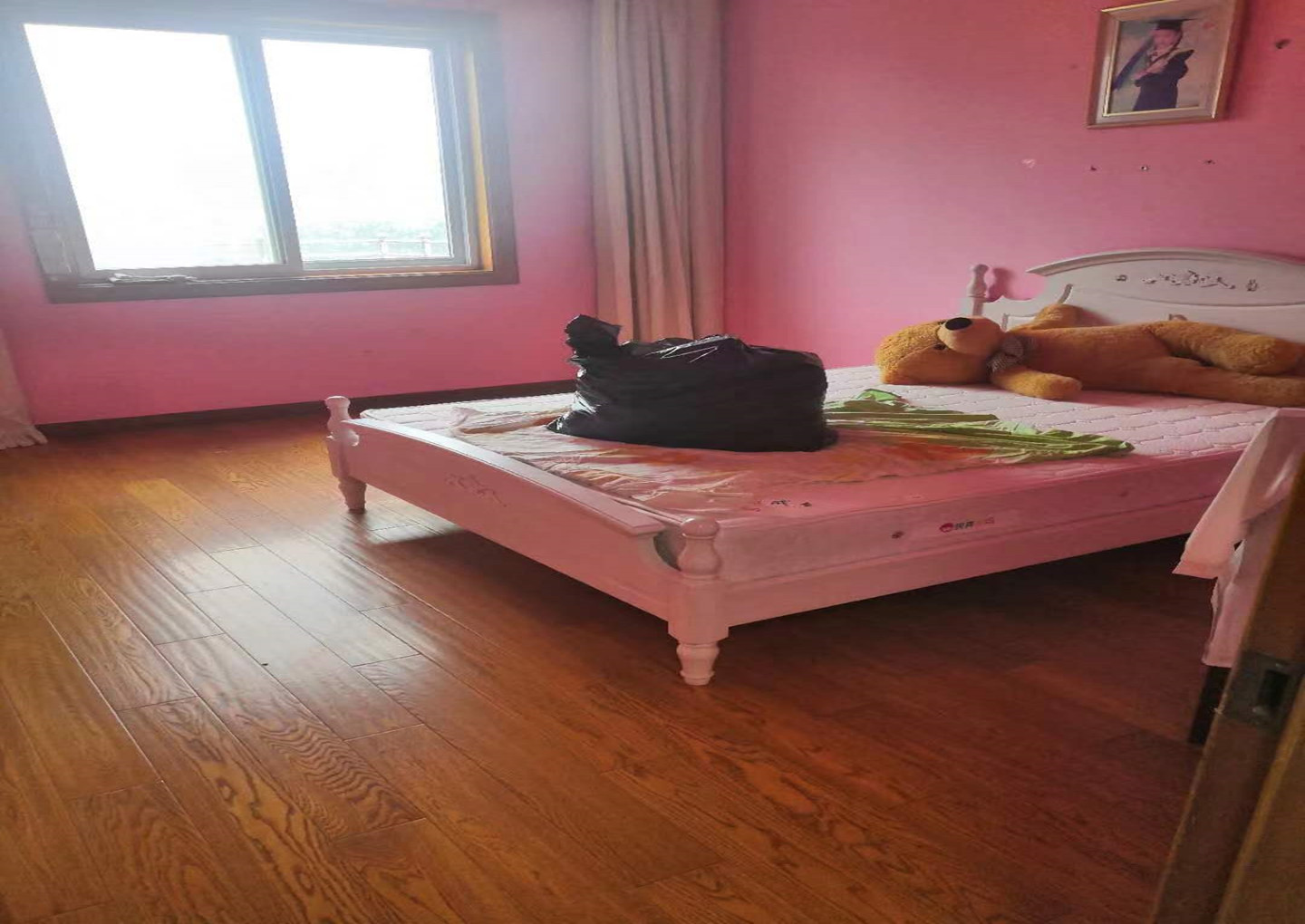光明新村 3室1厅1卫 83m&sup2;