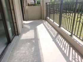 中海铂樾府 5室2厅1卫 210.00m&sup2;