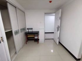 纽约时代 3室1厅1卫 120m²