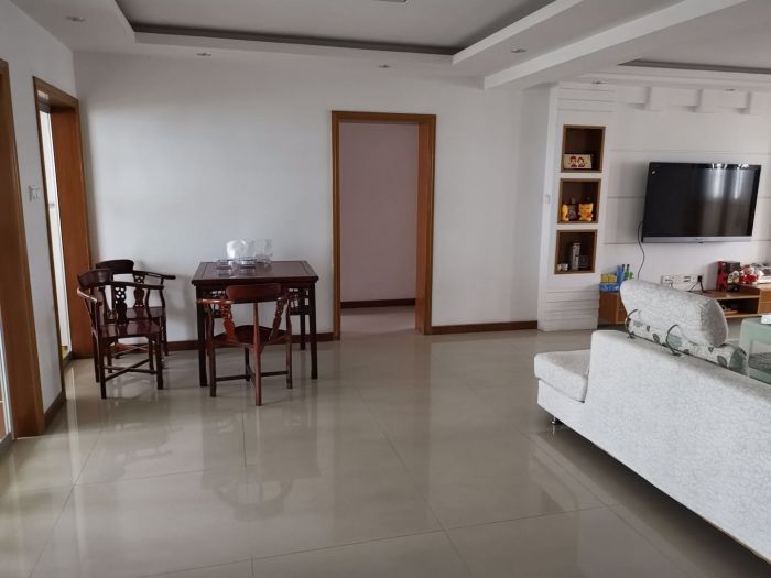 五山公寓 4室2厅2卫 260m&sup2;