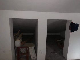 怡园北村 1室厅卫 101m&sup2;