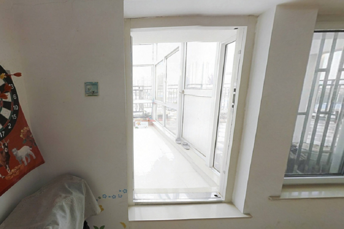 五一新村 4室1厅1卫 117m&sup2;