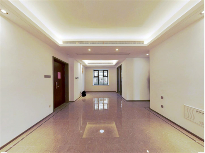 珑府 3室2厅2卫 120m&sup2;