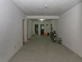 星嘉花园 2室2厅1卫 105m&sup2;