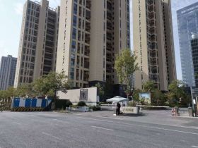 翠园 3室2厅2卫 135.21m&sup2;