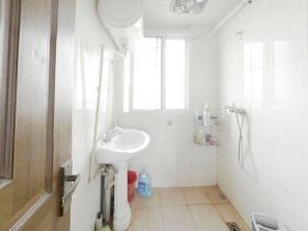 新桥新村 3室1厅1卫 70m&sup2;