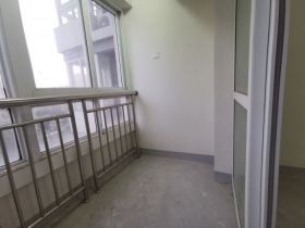 惠泽苑 2室2厅1卫 81m&sup2;