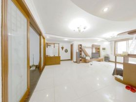 阳光花园 3室2厅1卫 124.86m&sup2;