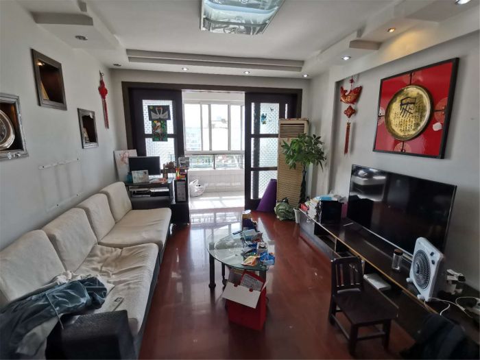 五一新村西区 4室2厅2卫 164m&sup2;