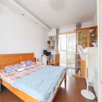 滨河东城 3室2厅1卫 104.9m&sup2;