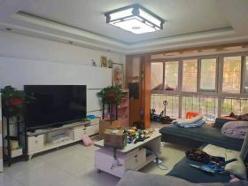 锦绣花园 3室2厅2卫 129m&sup2;