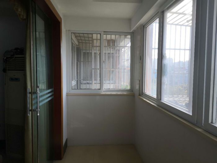 永兴花苑 3室2厅2卫 162.47m&sup2;