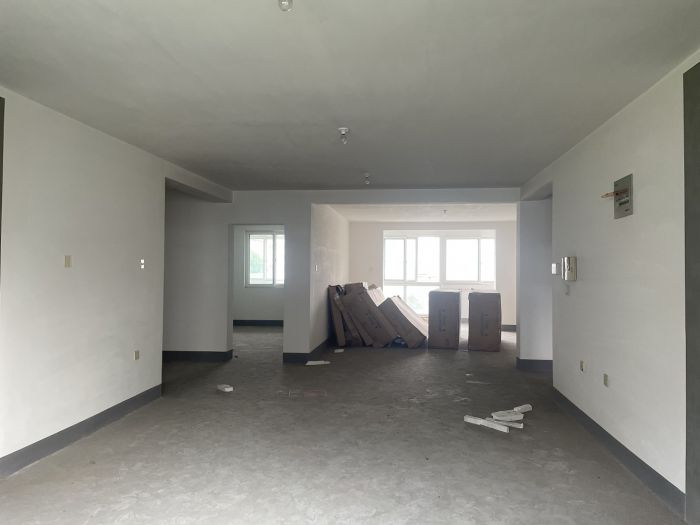 东昇花园 3室2厅2卫 159m&sup2;