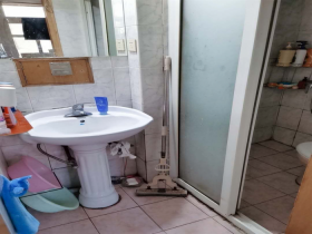 濠东路63号 2室1厅1卫 65m&sup2;