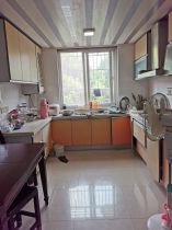 海港新村 3室2厅2卫 135.8m&sup2;