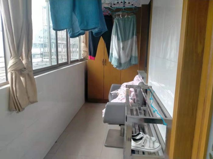 新胜花苑 3室2厅1卫 125m&sup2;