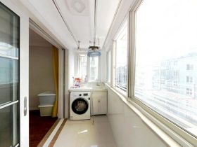 天山花苑 3室1厅1卫 94m&sup2;