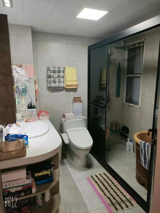 雨润星雨华府 4室2厅3卫 236m&sup2;