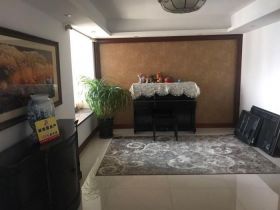 七星花园 3室厅卫 140m&sup2;