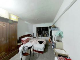 华强城 3室2厅1卫 120m&sup2;