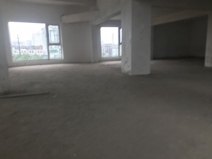 华侨花苑 6室2厅2卫 240m&sup2;