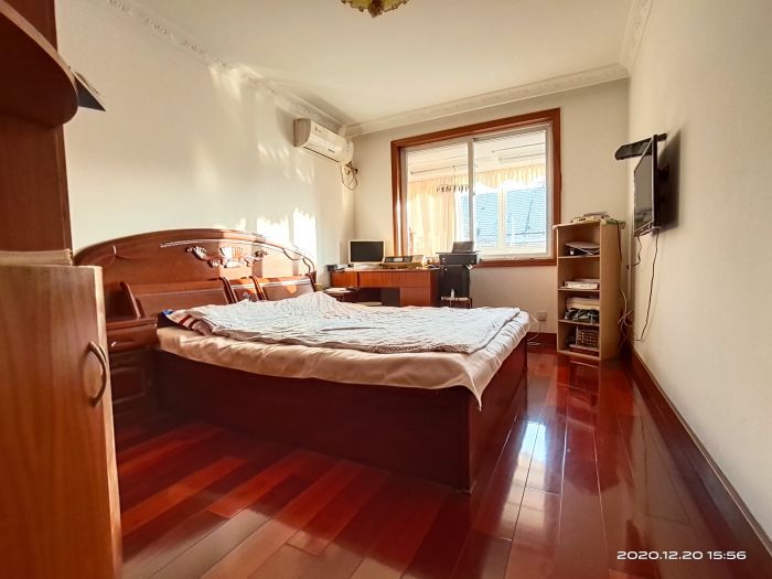 紫东花苑 3室2厅1卫 178.00m&sup2;